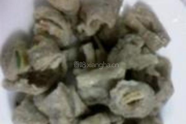 双味炸肥肠的做法图解3