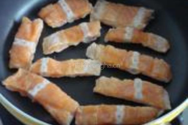 干煎三文鱼腩的做法图解3