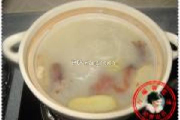竹荪煲鸭汤的做法图解6