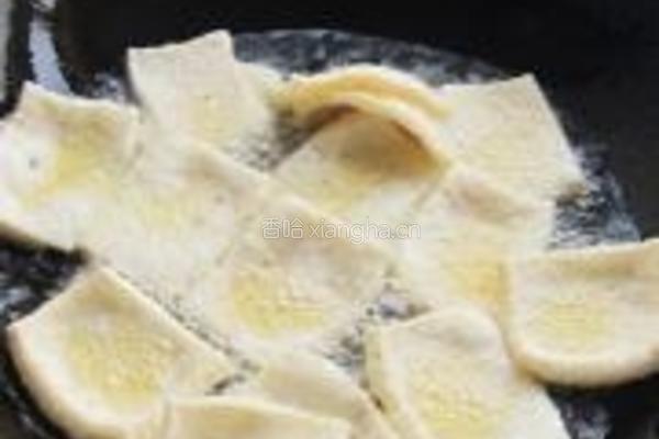 干锅杏鲍菇豆腐的做法图解3