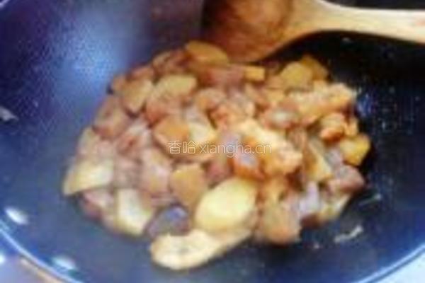 里脊土豆烧茄子的做法图解6