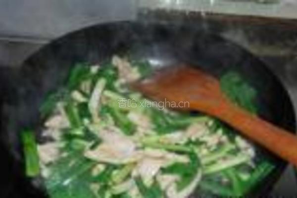 蒜苗炒鸡肉的做法图解4
