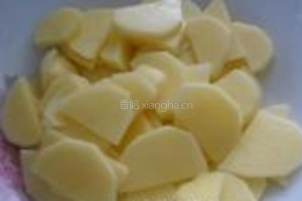 芹菜炒土豆片的做法图解2