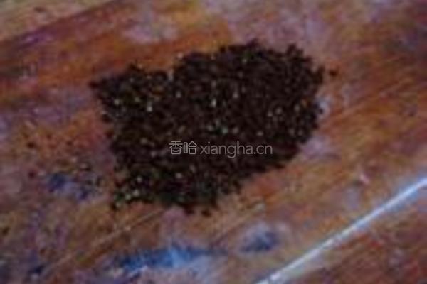 油酥麻酱烧饼的做法图解2