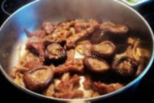 蚝油冬菇扒菜胆的做法图解5