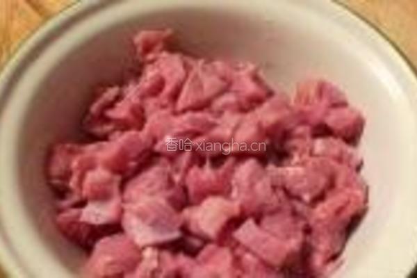 烧烤味羊肉片的做法图解1