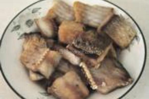 椒香糍粑鱼的做法图解4