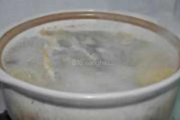 橄榄鲫鱼汤的做法图解9