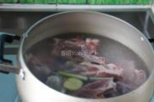糖醋排骨的做法图解3