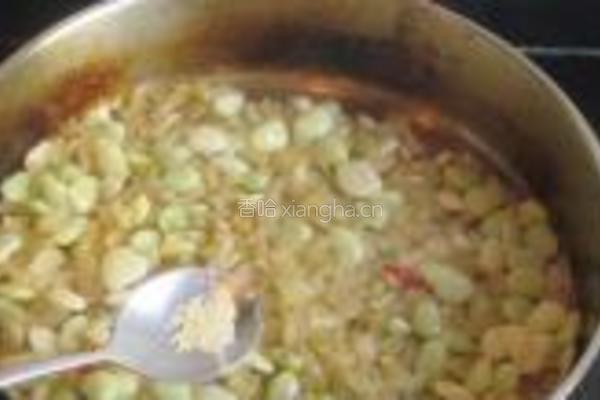 白卤瓜炒洋扁豆的做法图解7