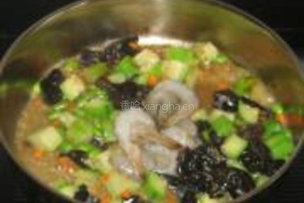 虾仁黑木耳豆瓣酱的做法图解7