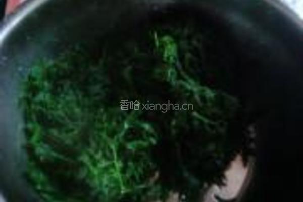 胡萝卜苗粗粮饼的做法图解2