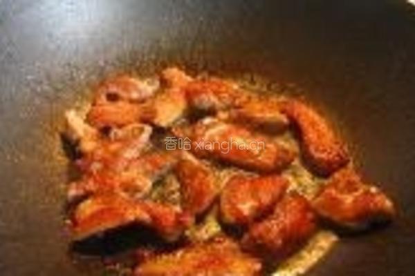 紫苏猪颈肉炒南瓜的做法图解2