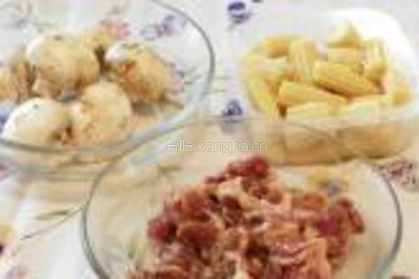 大蒜小炒肉的做法图解1