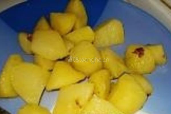 土豆烧鸭块的做法图解4