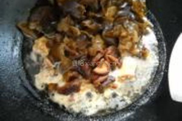 木耳蓑衣干烧鸡腿的做法图解6