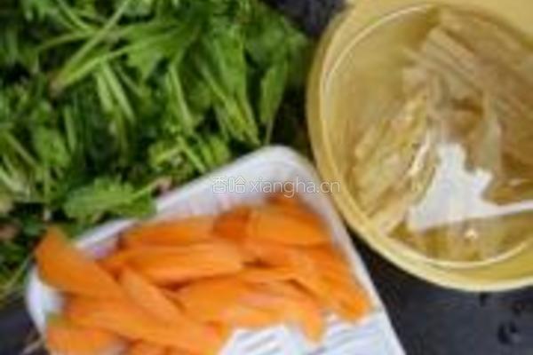 油渣菠菜的做法图解2
