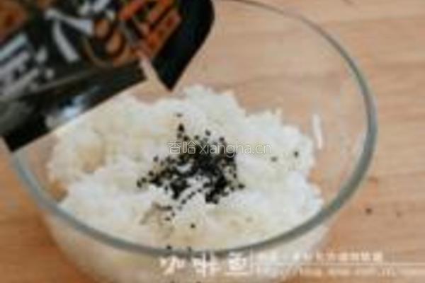 木鱼花寿司的做法图解2
