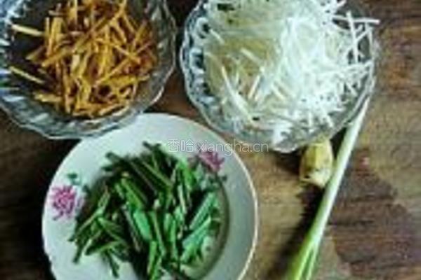 银芽炒馓子的做法图解2