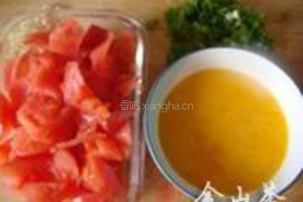 西红柿炒鸡蛋的做法图解1