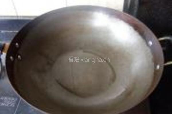 莴笋叶蛋炒饭的做法图解3