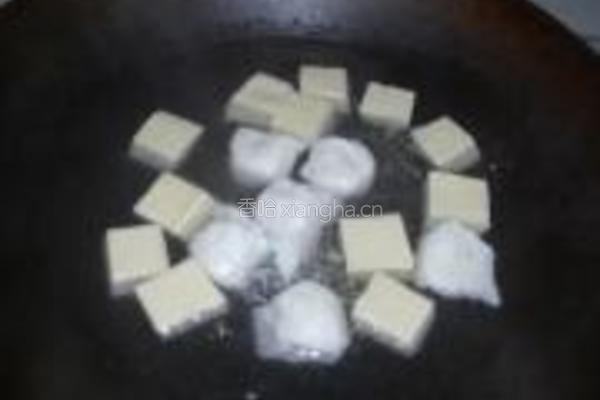 鱼丸冻豆腐汤的做法图解3