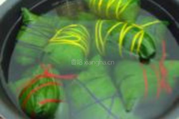 相思红豆蜜枣粽的做法图解6