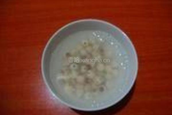 炼乳莲子红豆沙的做法图解3