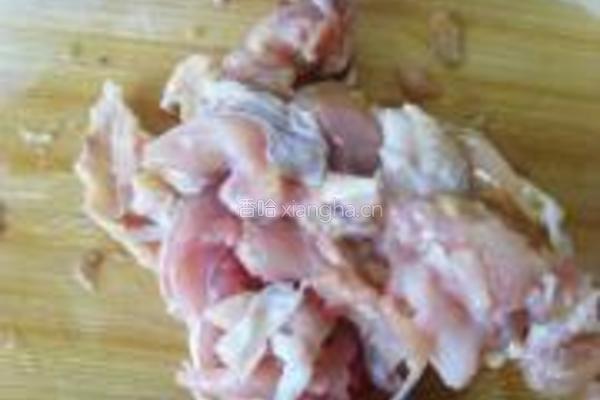 豆芽辣鸡的做法图解1
