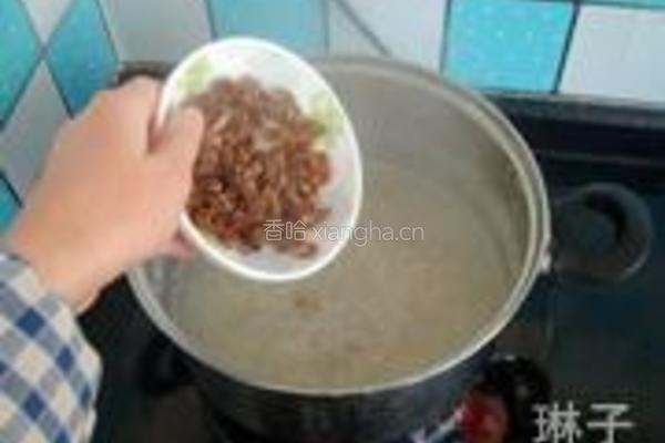 山药薏仁柿饼粥的做法图解5