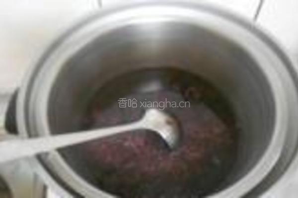 紫米红枣粥的做法图解4