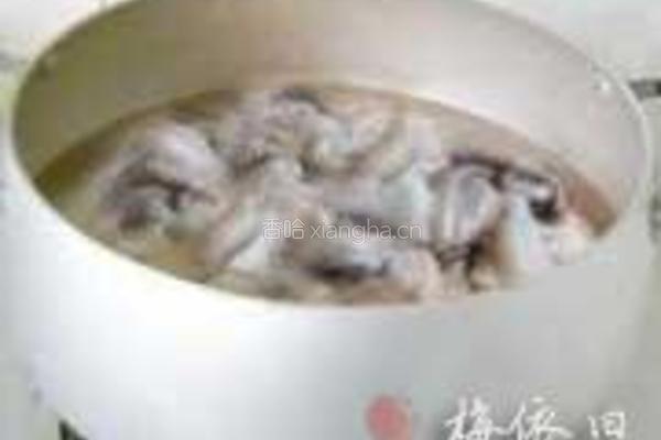 章鱼炒韭葶的做法图解3