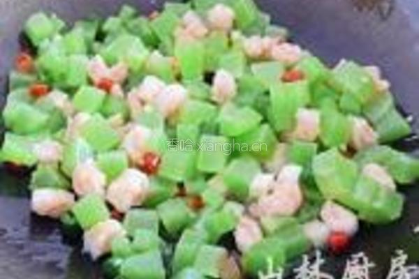 莴笋炒虾仁的做法图解5