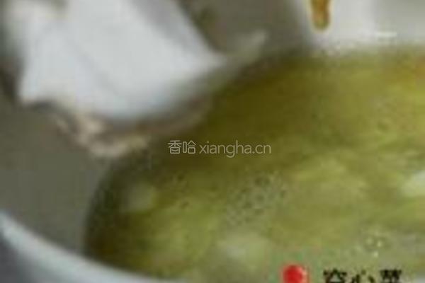 葱油倒立蟹的做法图解3