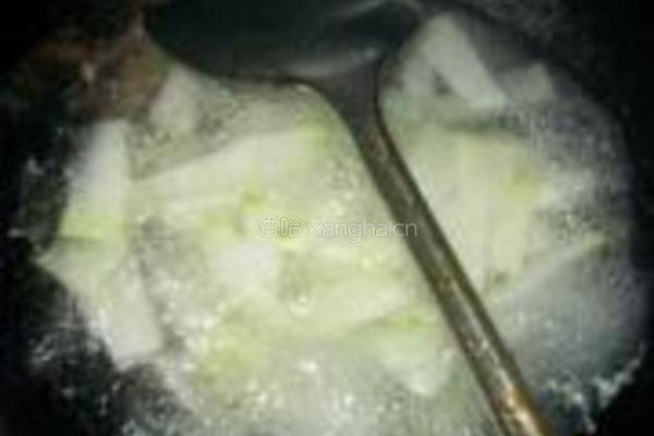 紫菜虾皮冬瓜汤的做法图解5