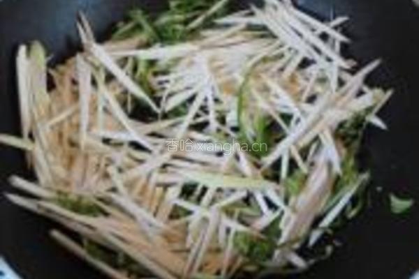 青椒茭白炒肉丝的做法图解7