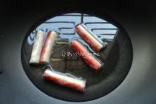 蟹肉小卷寿司的做法图解2