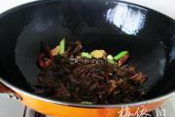 梅菜卤兔腿的做法图解4