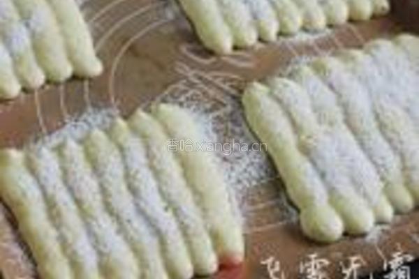 冰淇淋蛋糕的做法图解12