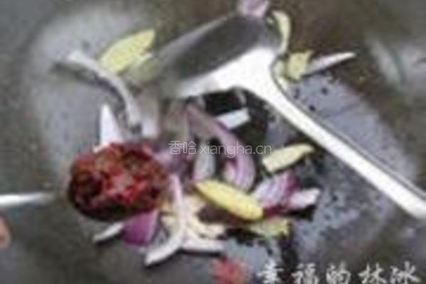 五花肉炒笋片的做法图解3