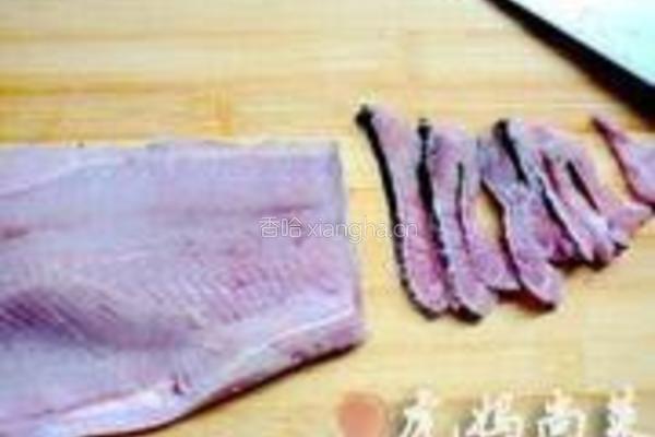 蒜香黑鱼柳的做法图解2