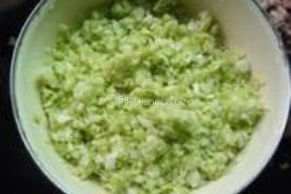 圆白菜肉紫菜水饺的做法图解4