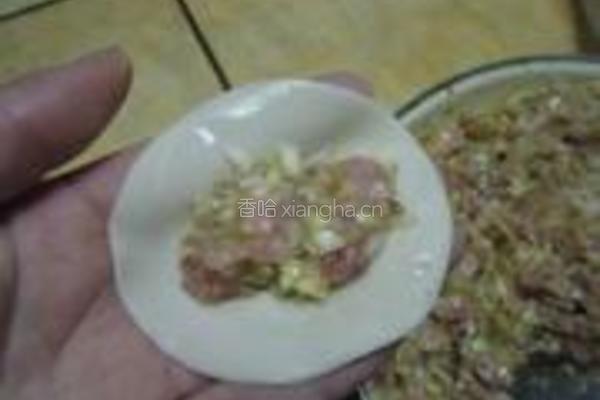 圆白菜肉紫菜水饺的做法图解8