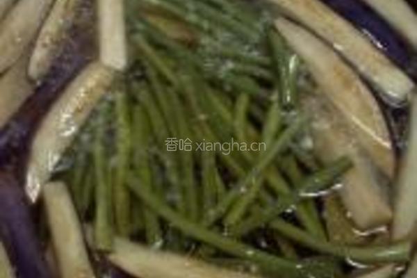 茄子炒豆角的做法图解4
