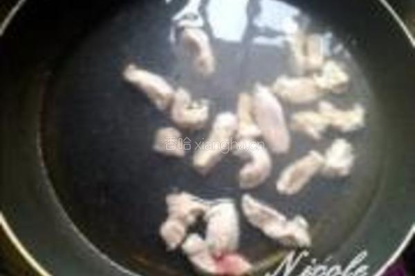 淮杞蜜枣煲瘦肉的做法图解2