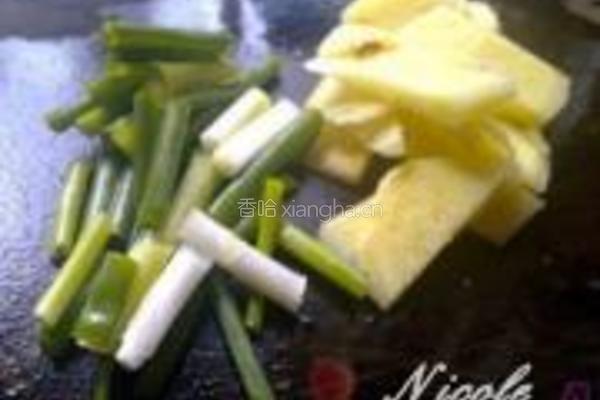 淮杞蜜枣煲瘦肉的做法图解4