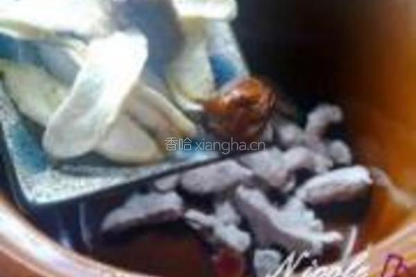 淮杞蜜枣煲瘦肉的做法图解6