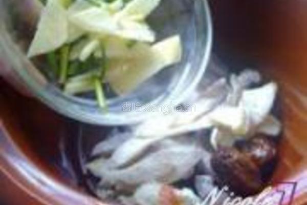 淮杞蜜枣煲瘦肉的做法图解7