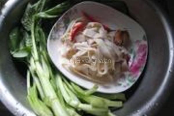 千张菜心的做法图解1