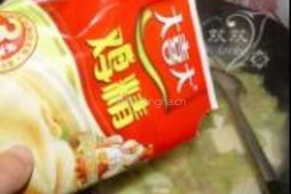 猪骨豆腐汤的做法图解7